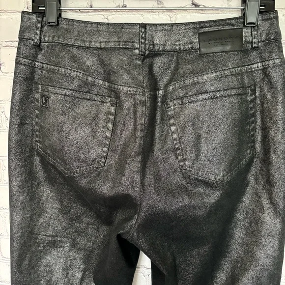 LAUNDRY by Shelli Segal Black Metallic Skinny Cropped Pants--EUC--8 - Picture 5 of 16